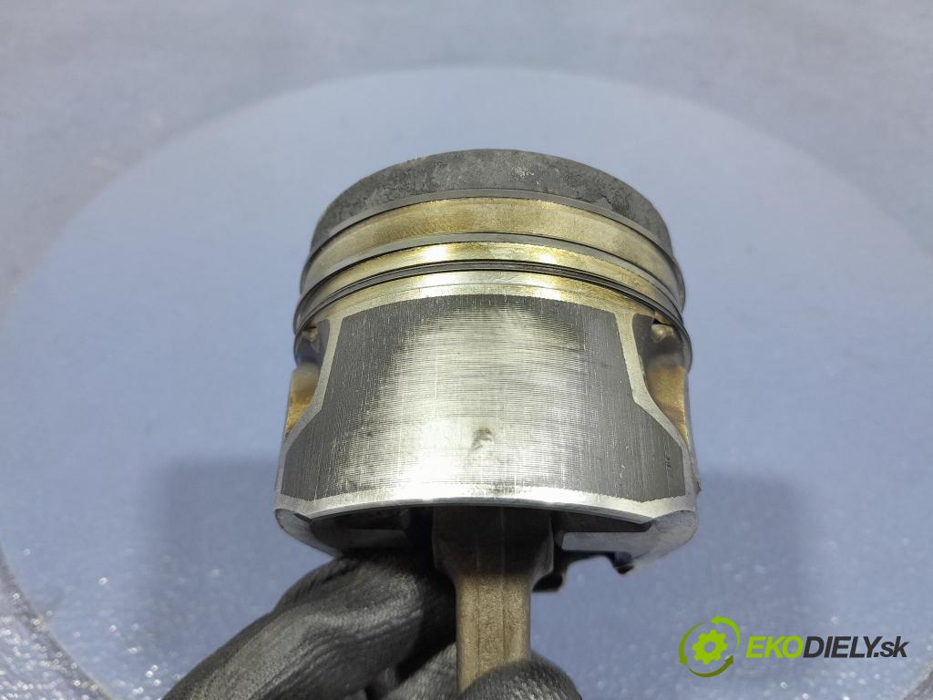 Opel Combo 2023 piest 9818178480