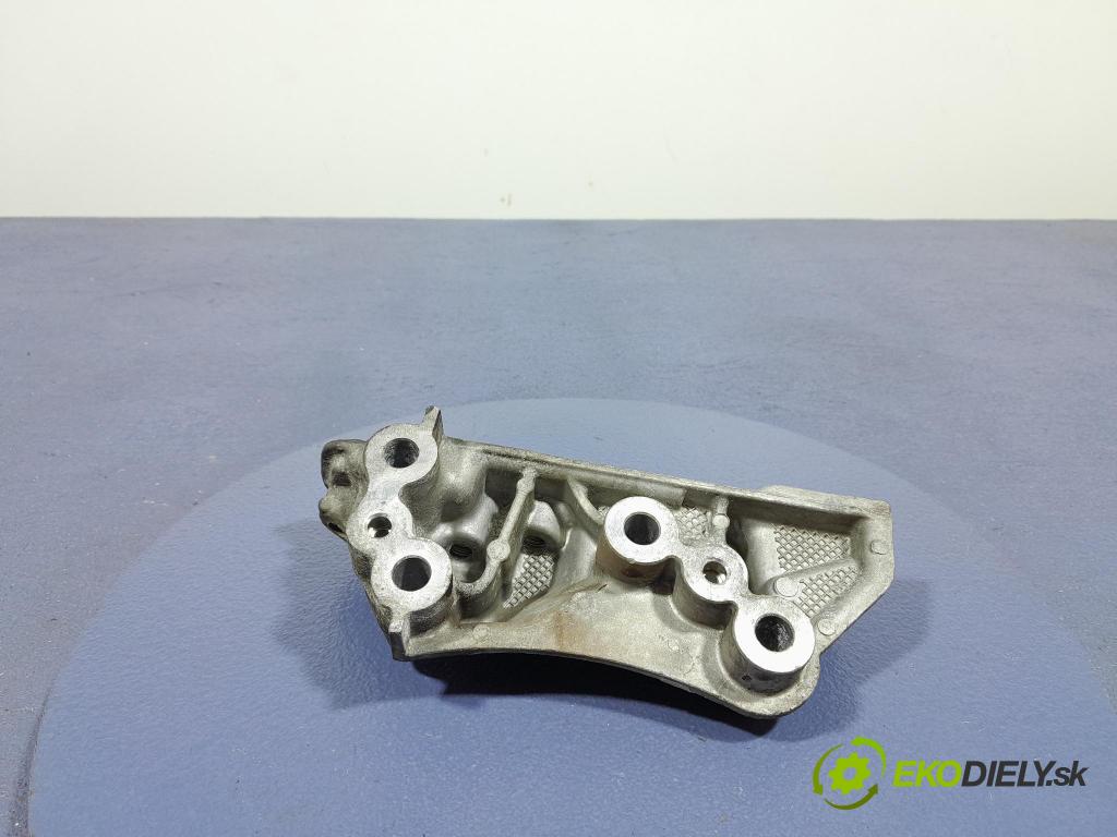 Opel Combo 2023 Vankúš/: držiak Motor: 9810967480