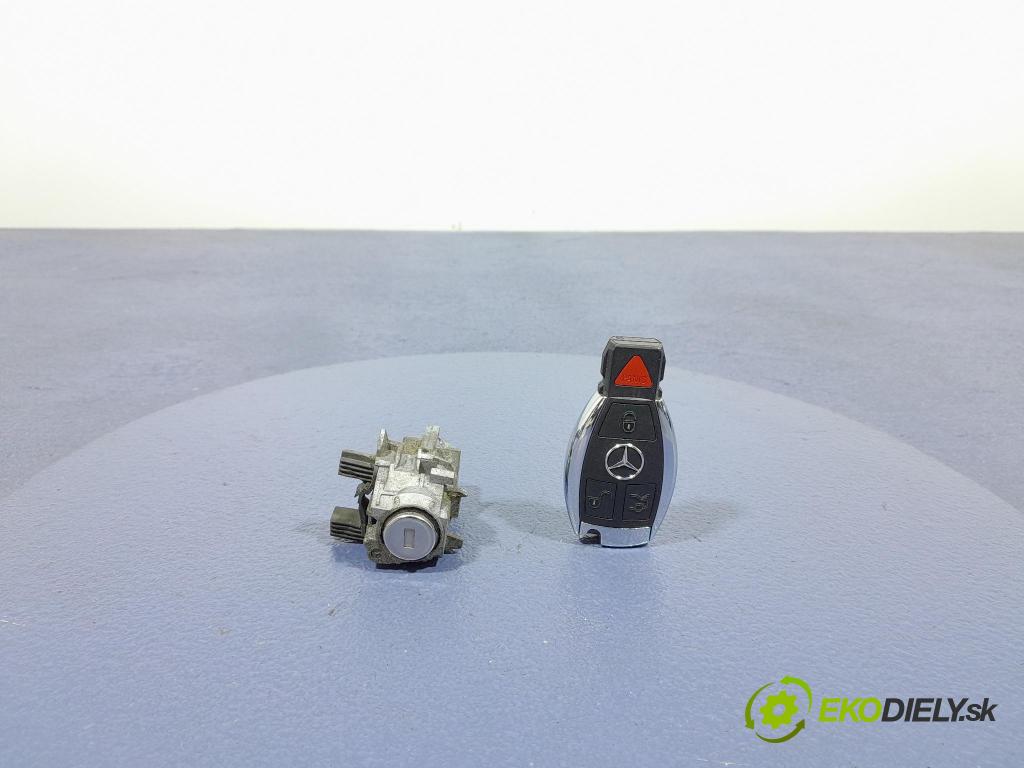 Mercedes GL 2014 Spínač zapaľovania: 2701A-DC12A