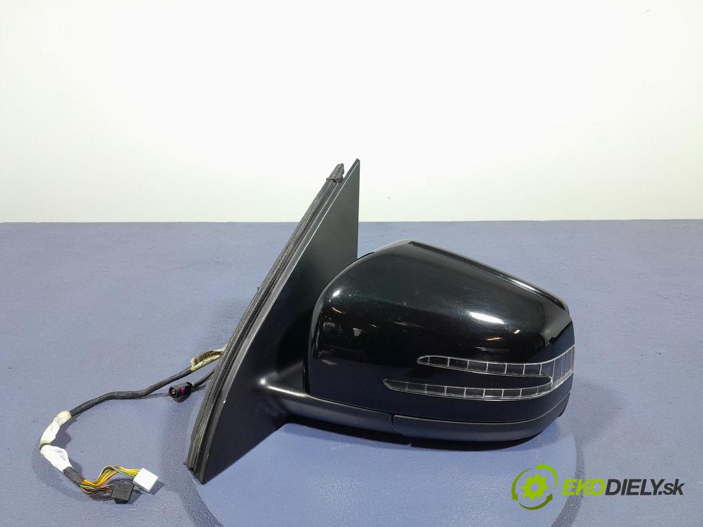 Mercedes GL 2014 zrkadlo Vľavo: