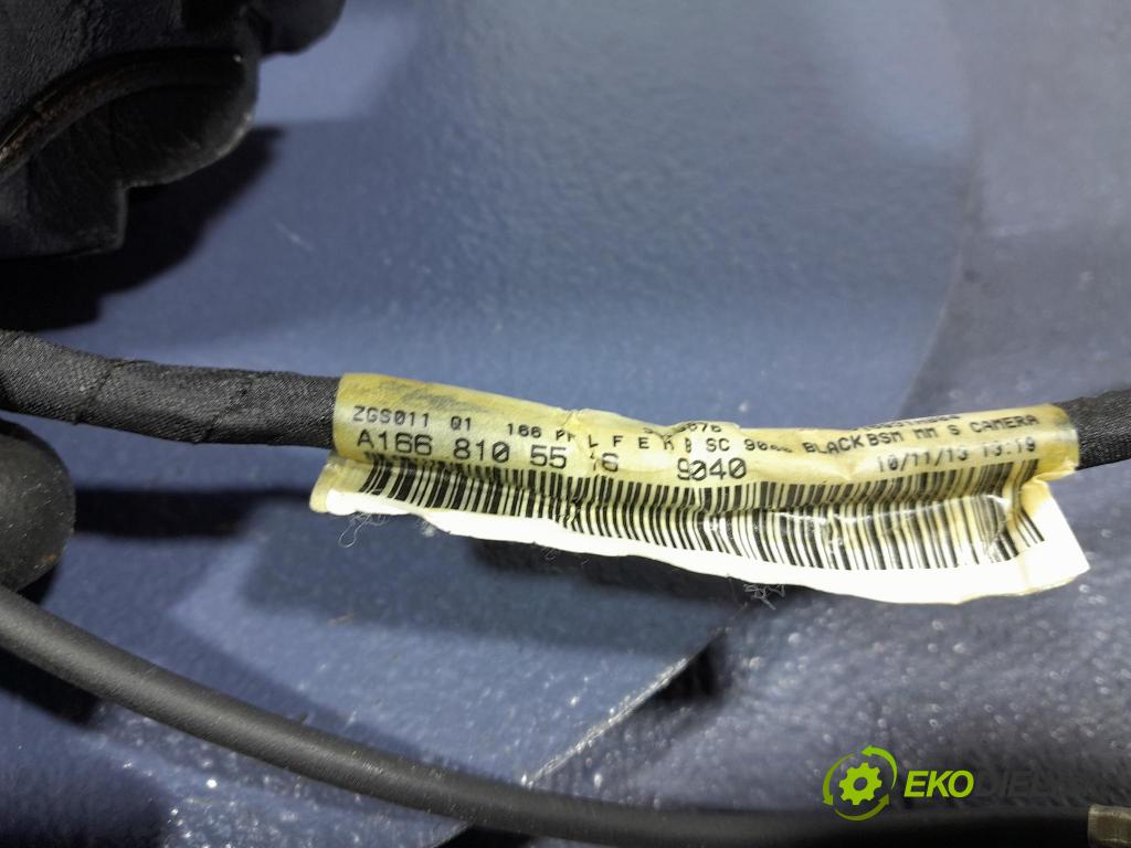 Mercedes GL 2014 zrkadlo Vľavo: 