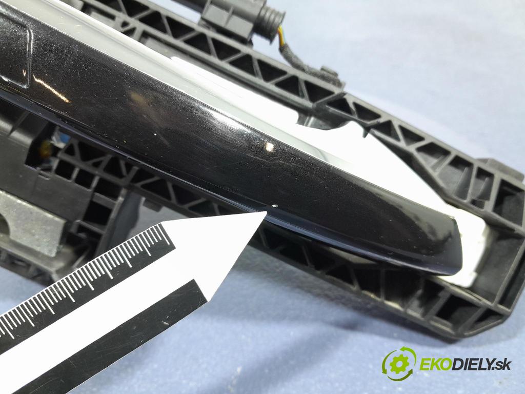 Mercedes GL 2014 rukoväť Predné Prava: A2047602434