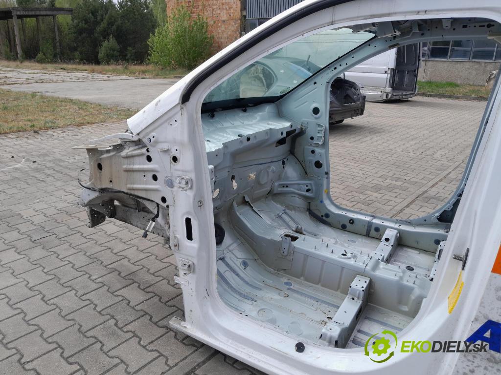Opel Combo 2023 práh Levý: 