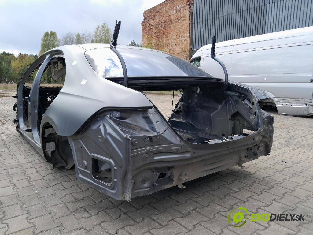 Mercedes S-klasa 0 zad