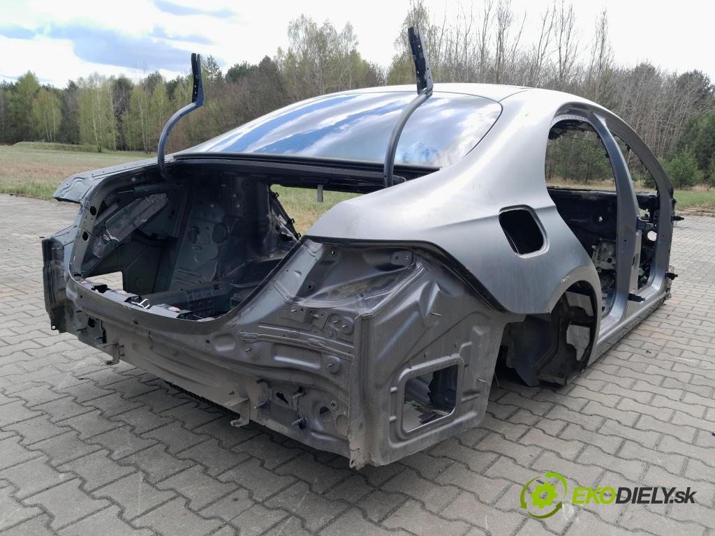 Mercedes S-klasa 0 zad