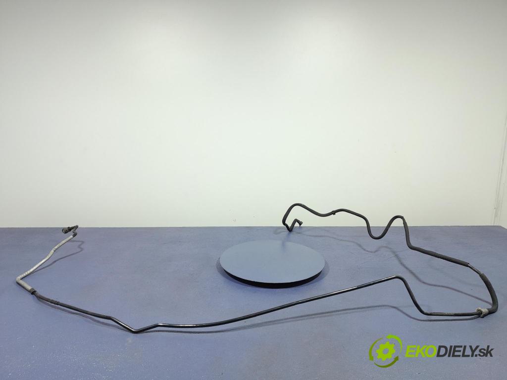 Opel Combo 2023 rúrka paliva