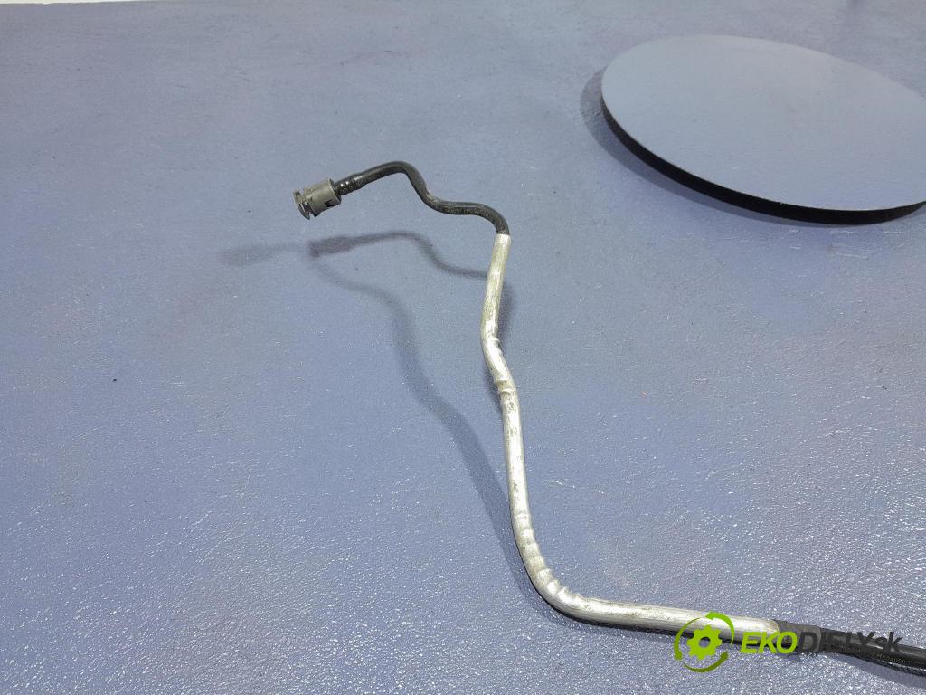 Opel Combo 2023 rúrka paliva