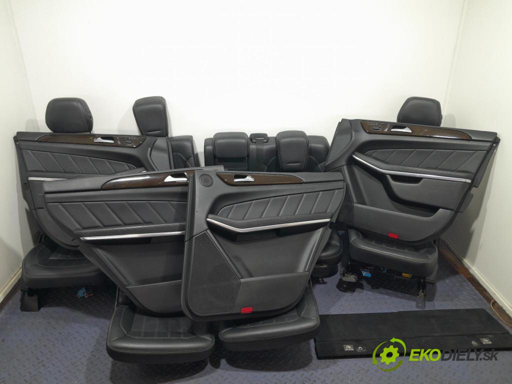 Mercedes GL 2014 sedačke: Set.: