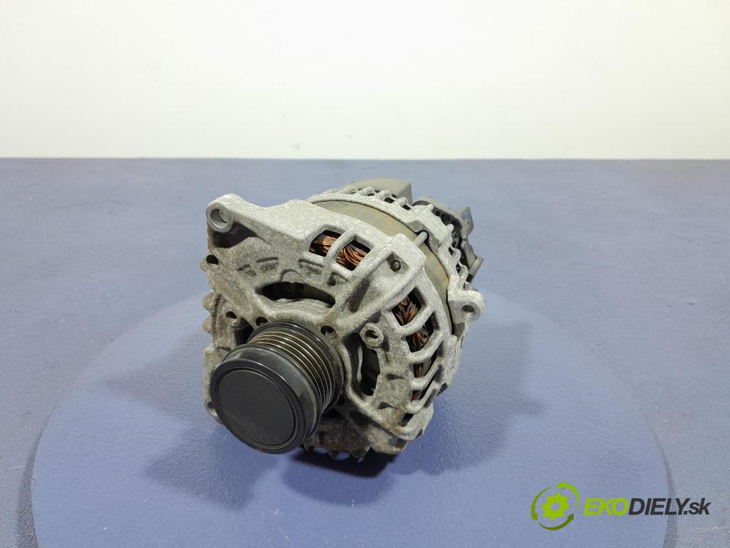 Mercedes A-klasa 2014 Alternator A0009061903