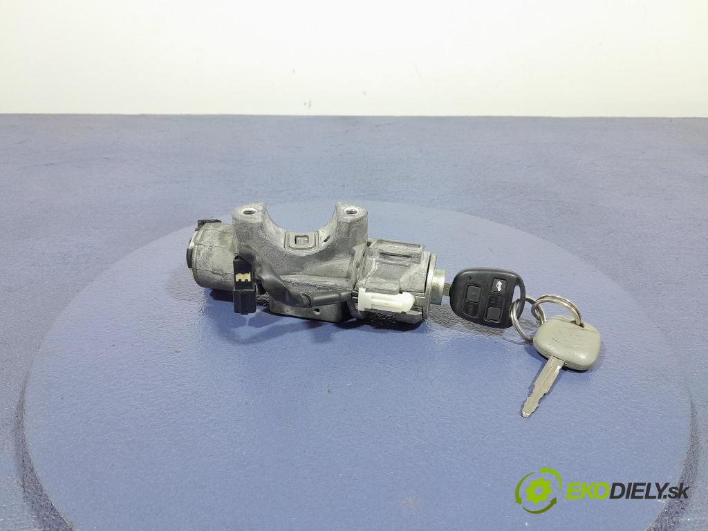 Toyota Avensis 2008 Spínač zapaľovania: 45020-05-04