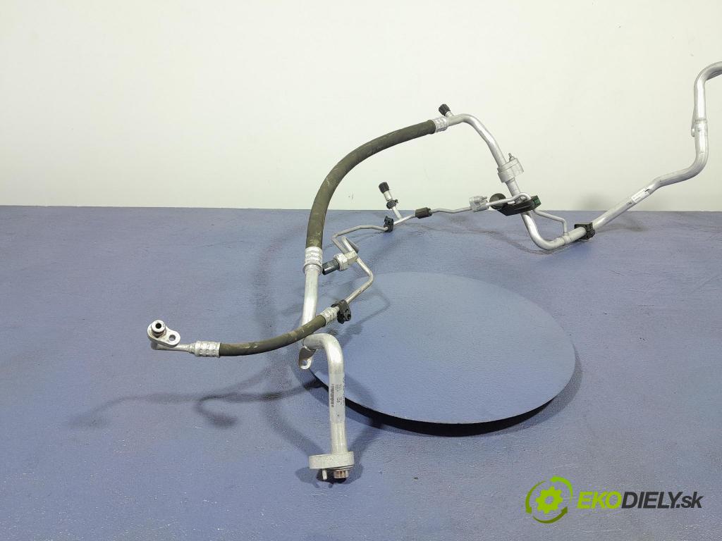 Mercedes A-klasa 2014 rúrka Klimatizácia: A2468303815
