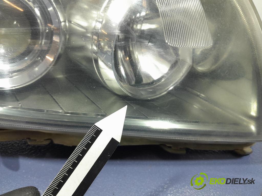 Toyota Avensis 2008 Reflektor: v pravo: