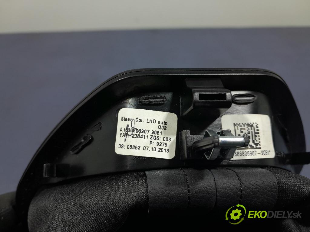 Mercedes GL 2014 kryt Plast: Interiéry: A1669007806