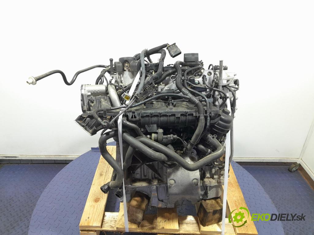 Mercedes A-klasa 2014 motor Benzín: 270910