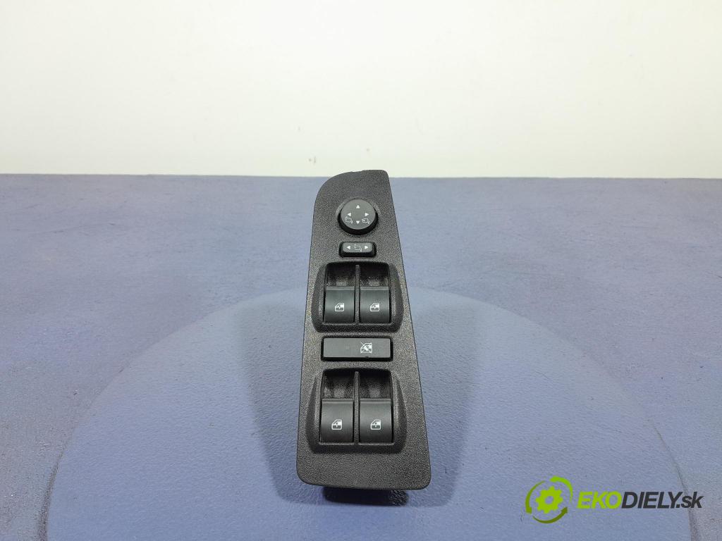 Fiat Bravo 2008 prepínač Okná: