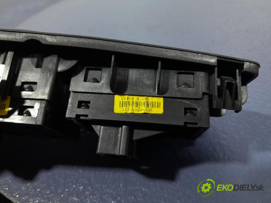 Fiat Bravo 2008 prepínač Okná: 