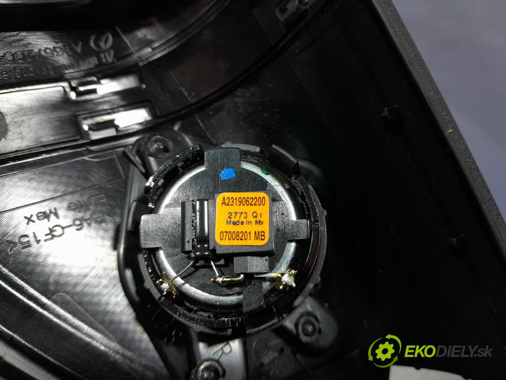 Mercedes GL 2014 Reproduktor / Subwoofer: A1667200444