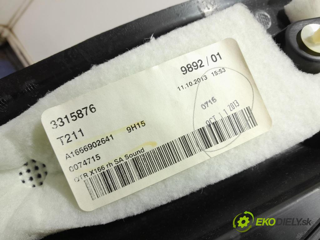 Mercedes GL 2014 Čalounictví: kufra: A1666900941