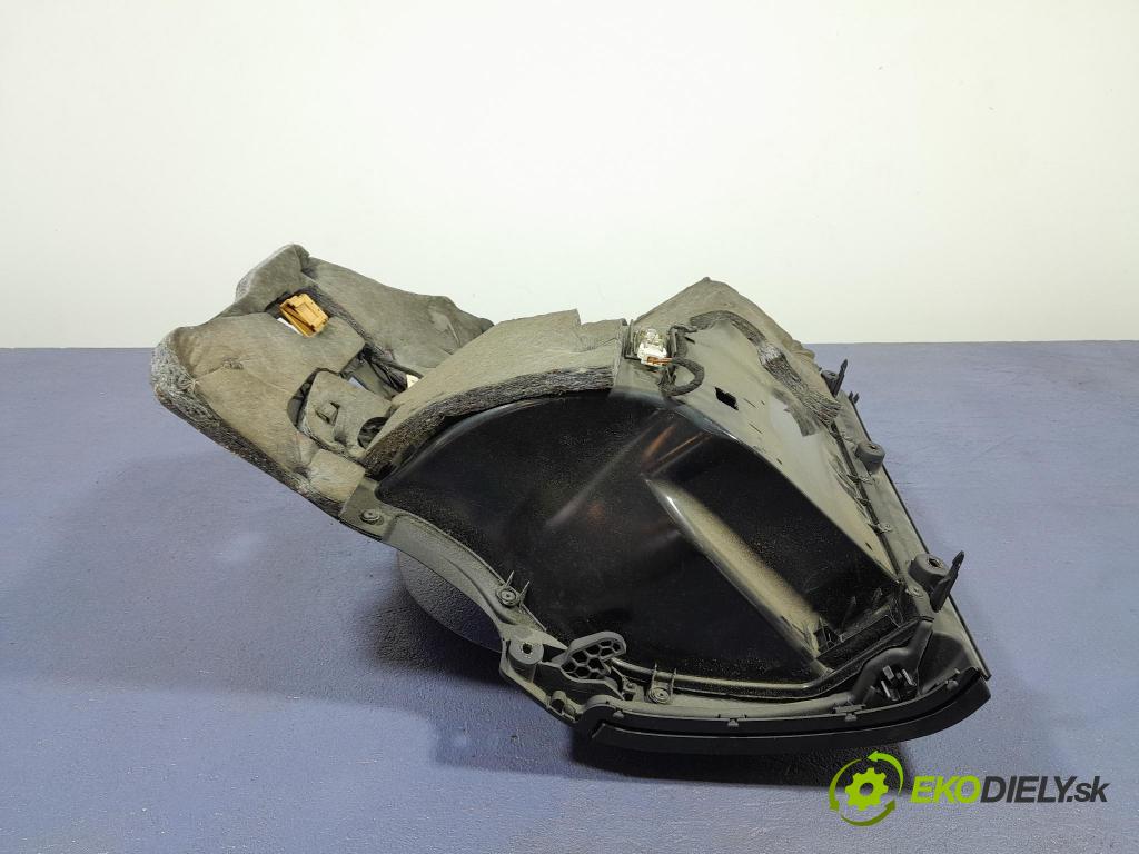 Audi A4 2004 kastlík 8E1857035C
