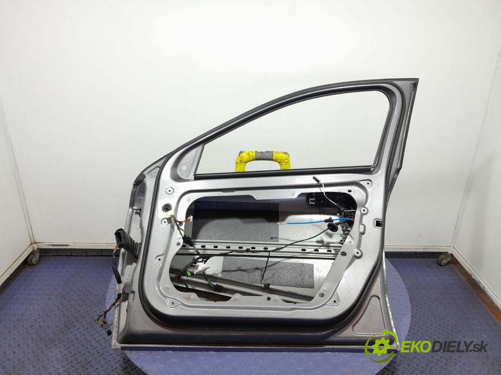 Mercedes A-klasa 2014 dvere Predné pravé 