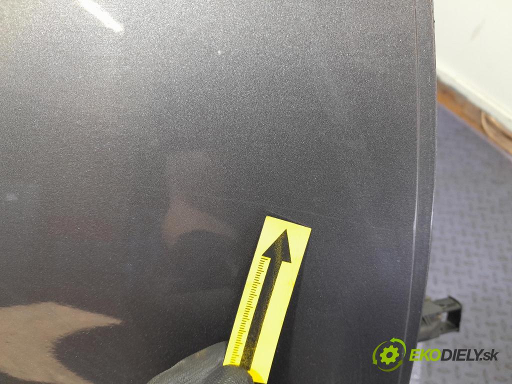Mercedes A-klasa 2014 dvere zad pravé