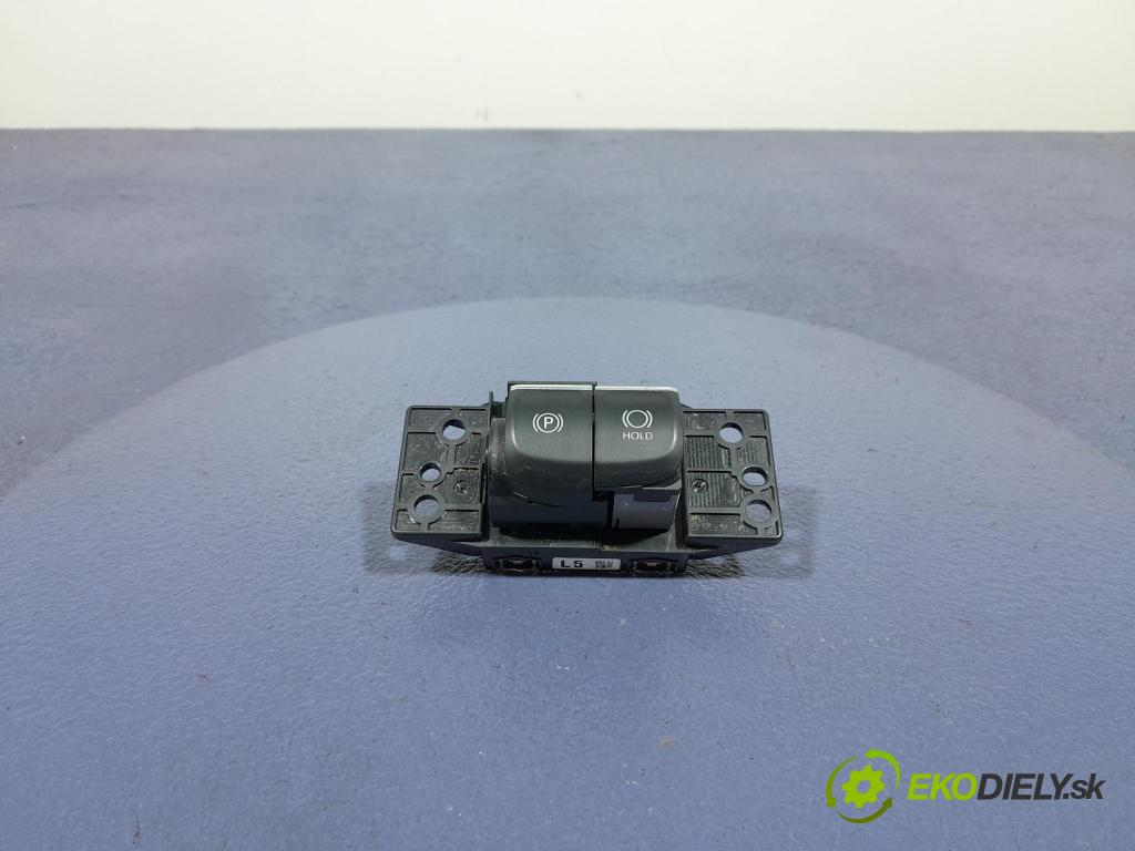 Toyota Corolla 2024 prepínač 75K815L