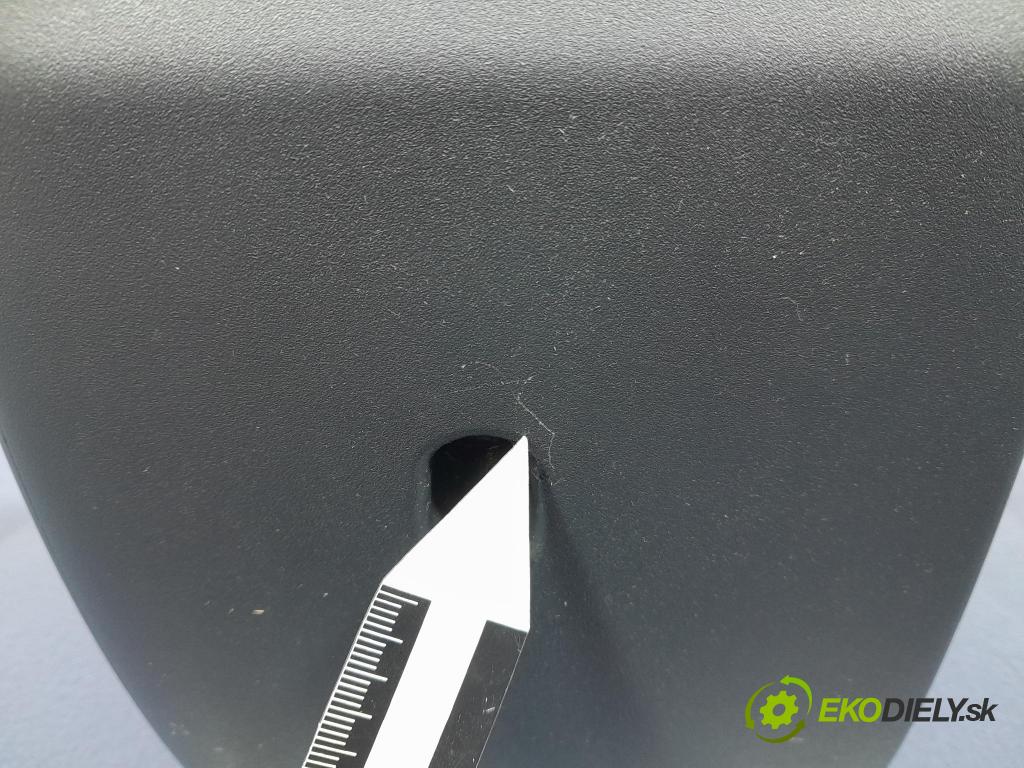 Toyota Corolla 2024 kryt Plast: Interiéry: 45024-02110