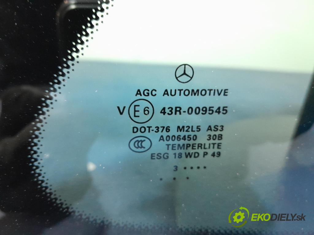 Mercedes GL 2014 sklo Karoséria: zad A1666700150