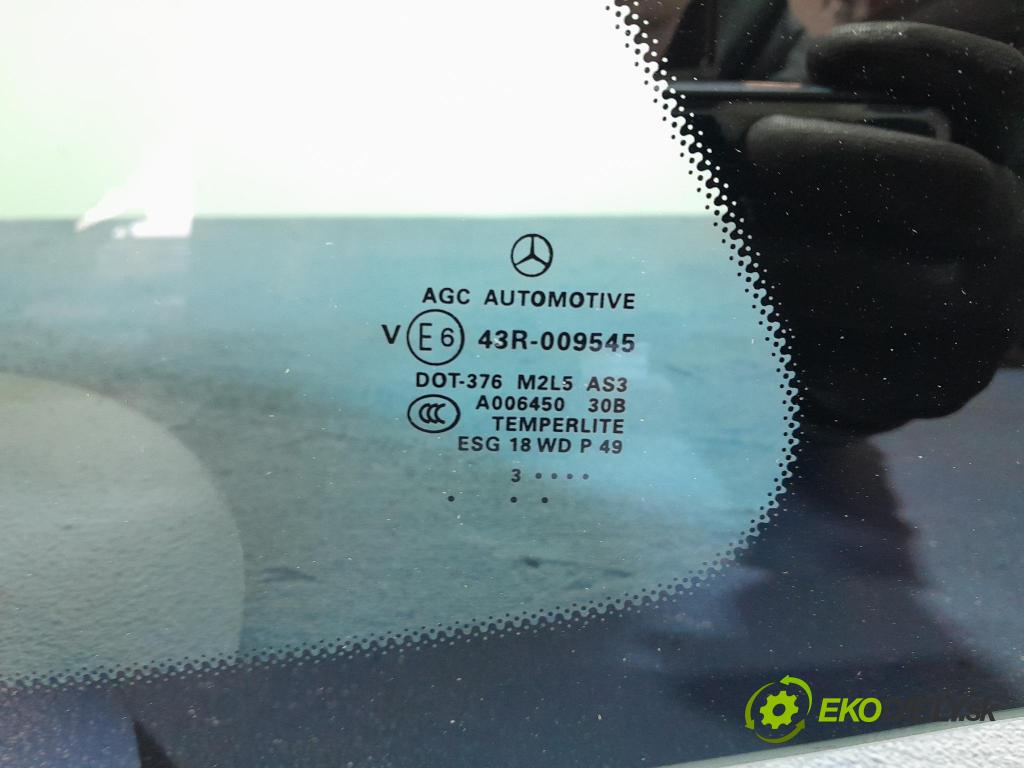Mercedes GL 2014 sklo Karoséria: zad A1666700150