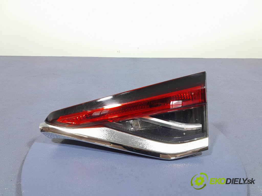 Toyota Corolla 2024 svetlo / reflektor zad Prava: Vnútri: 81580-02C31