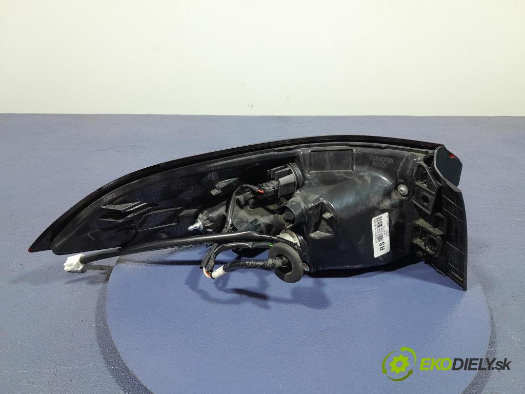 Toyota Corolla 2024 svetlo / reflektor zad Prava: Vonkajsia: 81550-02D12