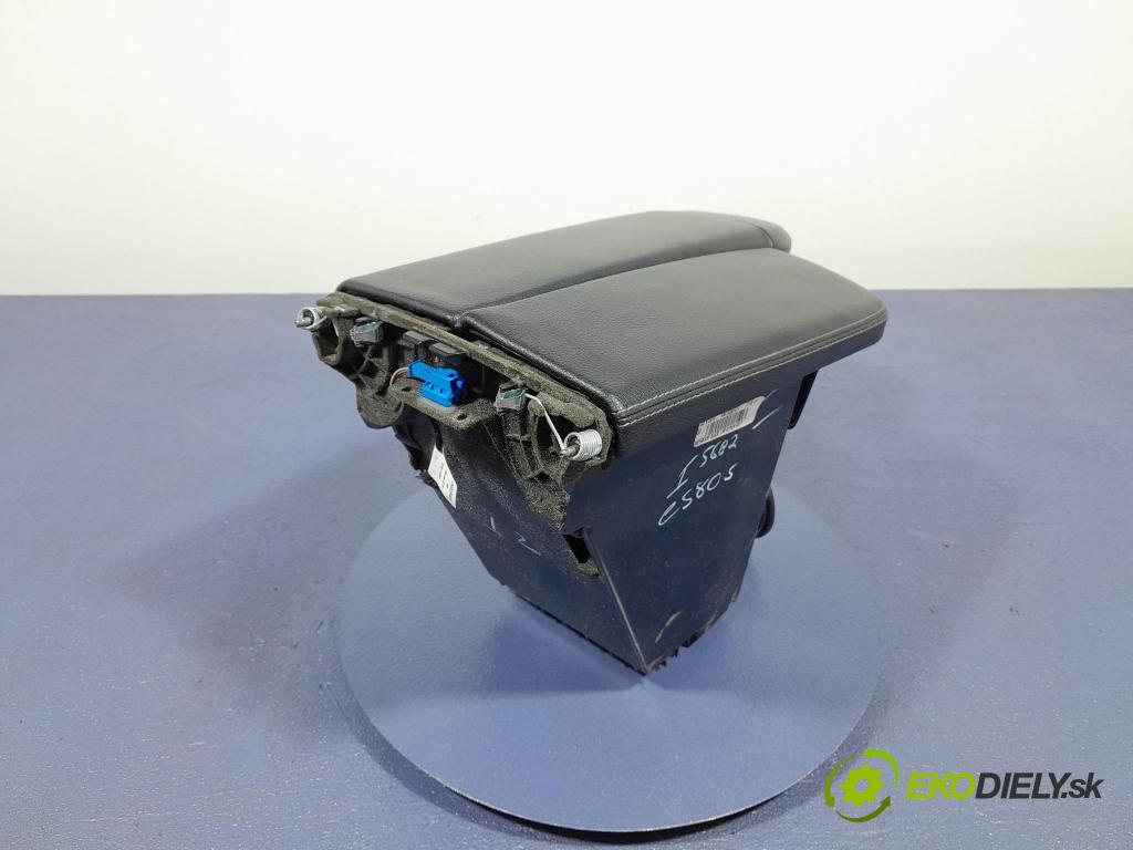 Mercedes GL 2014 operadlo A1666800819