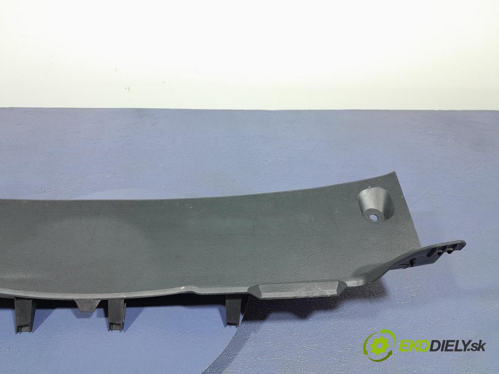 Toyota Corolla 2024 kryt Plast: Interiéry: 58387-02340