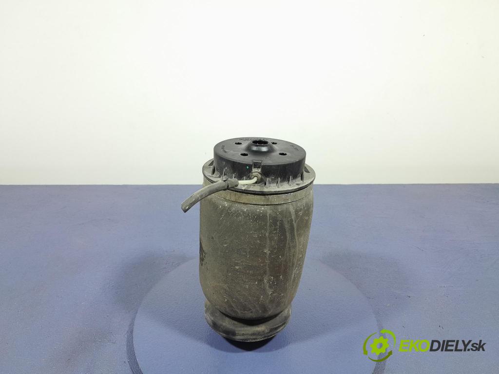 Mercedes GL 2014 airbag Pozastavenia: