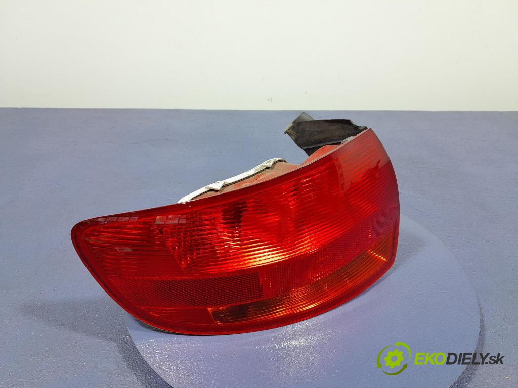 Audi A3 2007 svetlo / reflektor zad ľavá Vonkajsia: 8P4945095C
