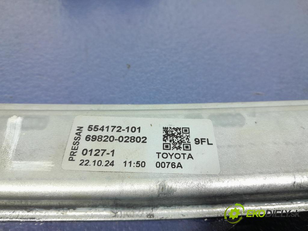 Toyota Corolla 2024 mechanizmus okna Okná: Predné Vľavo: 69820-02802