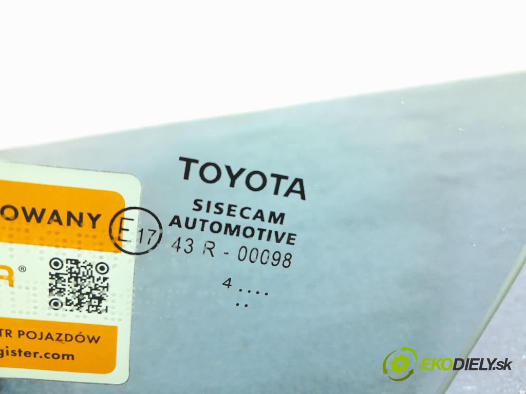 Toyota Corolla 2024 sklo dvere Predné ľavá