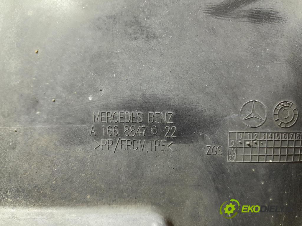 Mercedes GL 2014 Blatník: Plastové: Predné A1668847622