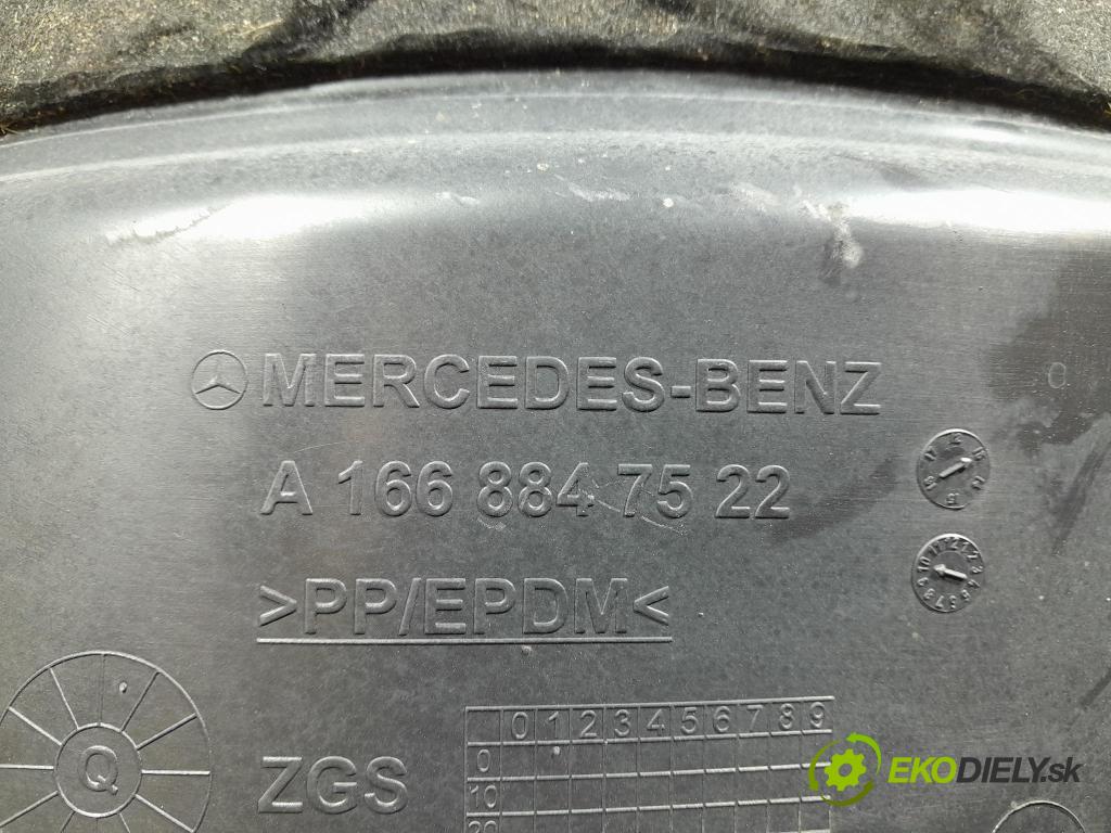 Mercedes GL 2014 Blatník: plastický: zad A1668847522