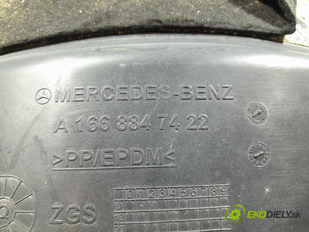 Mercedes GL 2014 Blatník: plastický: zad A1668847422