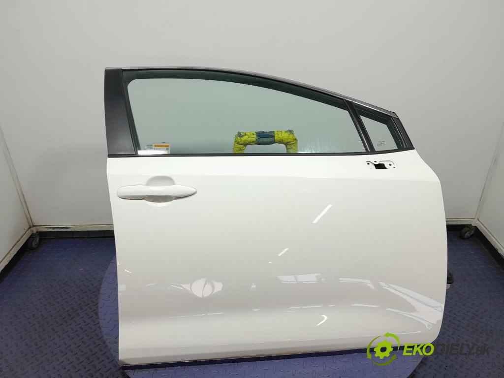 Toyota Corolla 2024 dvere Predné pravé