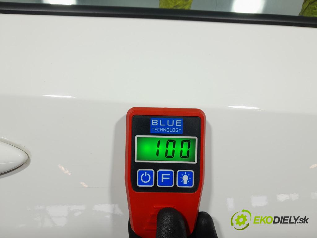 Toyota Corolla 2024 dvere Predné pravé