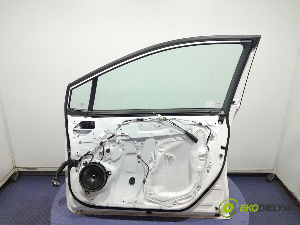Toyota Corolla 2024 dvere Predné pravé 