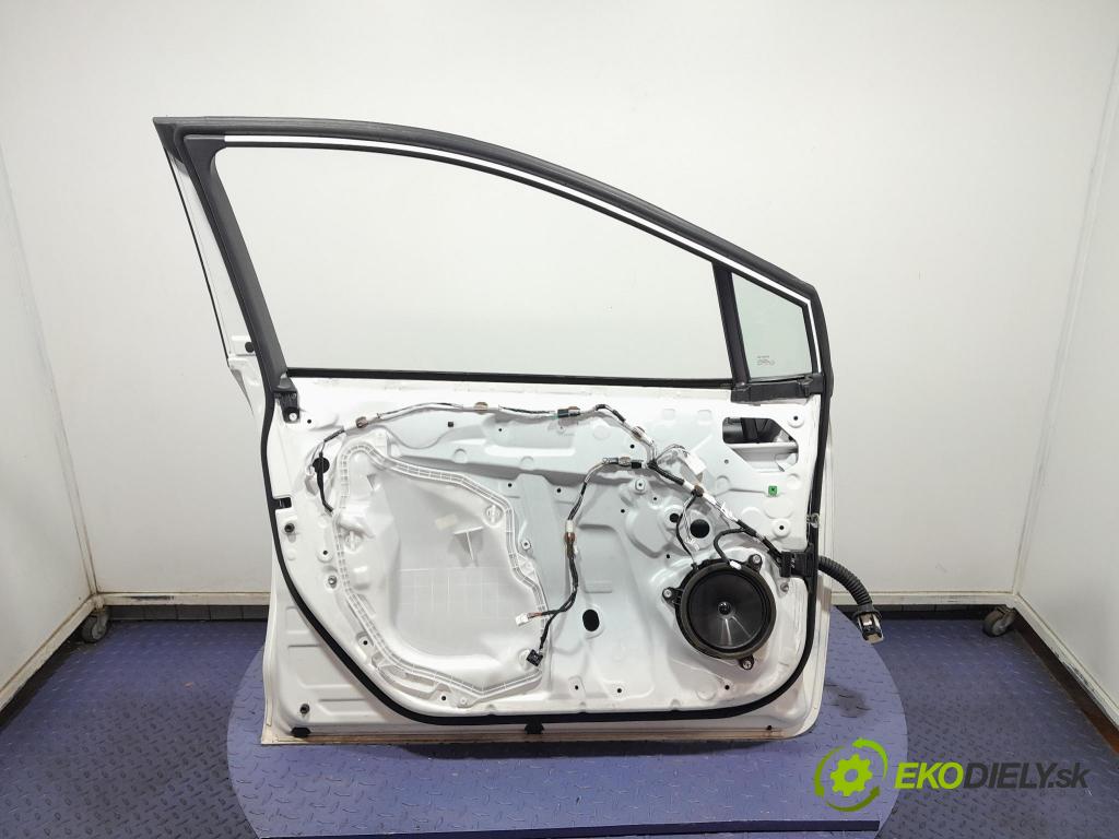 Toyota Corolla 2024 dvere Predné Vľavo: 