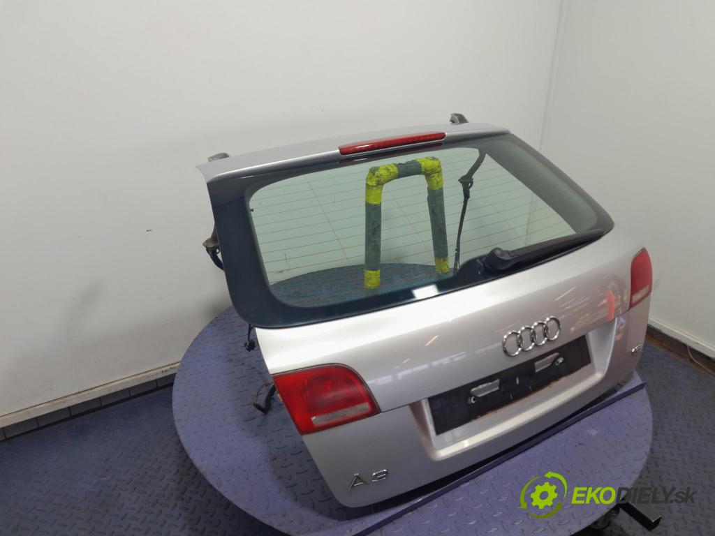 Audi A3 2007 zadna dveře kufra: kufra: