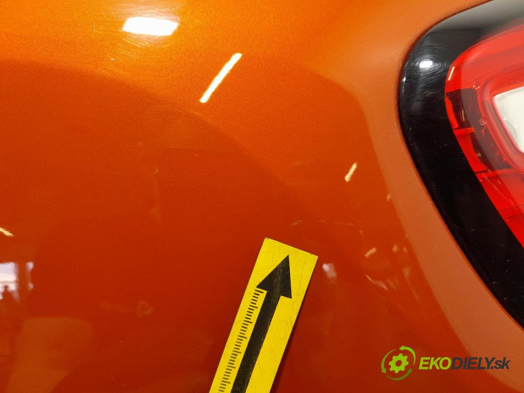 Renault Captur 2016 zadna dveře kufra: kufra: