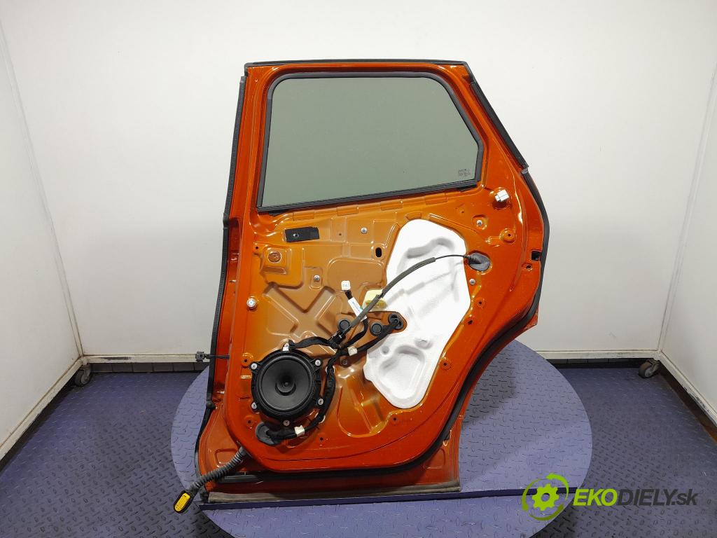 Renault Captur 2016 dvere zad pravé 