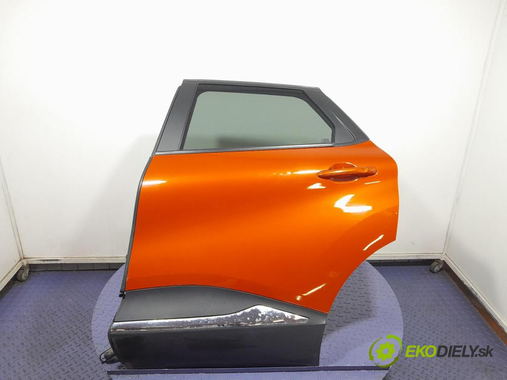 Renault Captur 2016 dvere zad Vľavo: