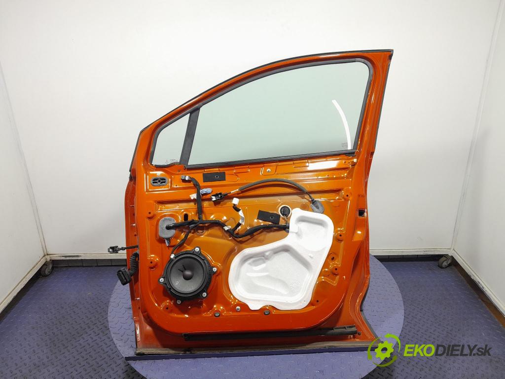 Renault Captur 2016 dvere Predné pravé 