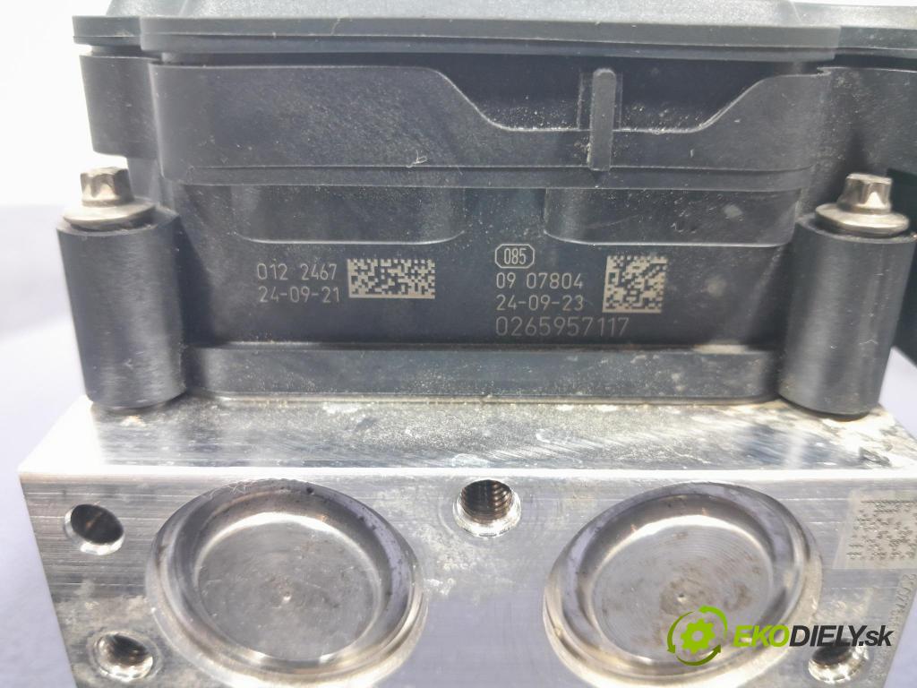 Toyota Corolla 2024 čerpadlo ABS x 44540-02G00